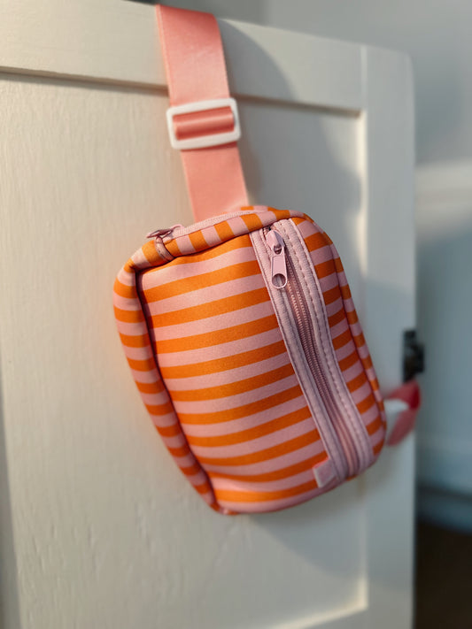 Ellie Crossbody